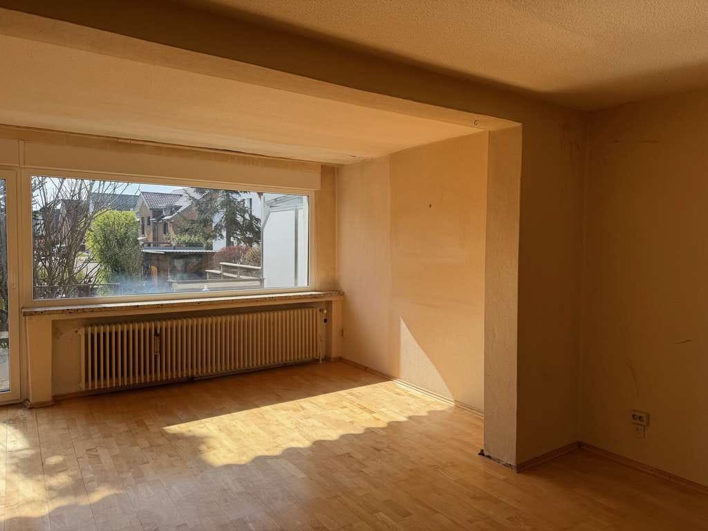Immobilie in Langenhagen - Ihr neues IMMOBILIEN QUARTIER: charmantes Reihenhaus – bereit für frischen Wind in Engelbostel - Bild 1