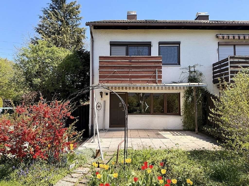 Immobilie in Feldkirchen-Westerham - Reiheneckhaus mit großen sonnigen Grundstück in Feldkirchen-Westerham, Sofort bezugsfrei - Bild 2