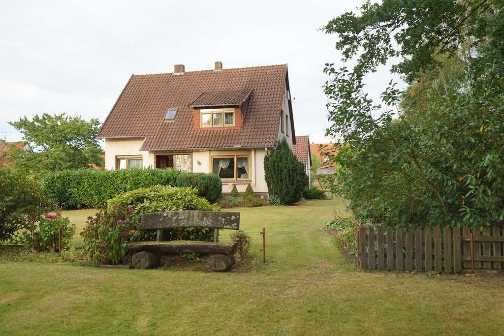 Immobilie in Rodewald - Einfamilienhaus auf traumhaften Grundstück - Bild 0