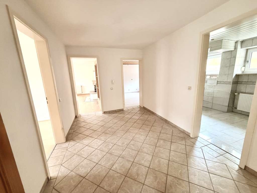 Immobilie in Oberpframmern - Mehrgenerationshaus mit gehobener Ausstattung in Oberpframmern - Bild 3