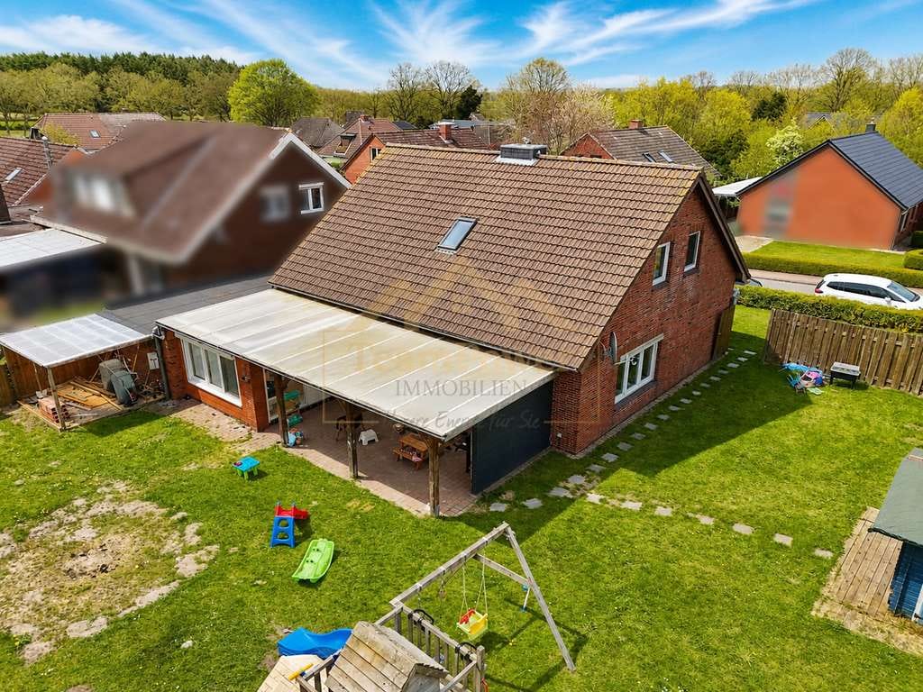 Immobilie in Tellingstedt - Einziehen statt renovieren:
Modernisiertes EFH mit Garten, Sauna & PV - Bild 4