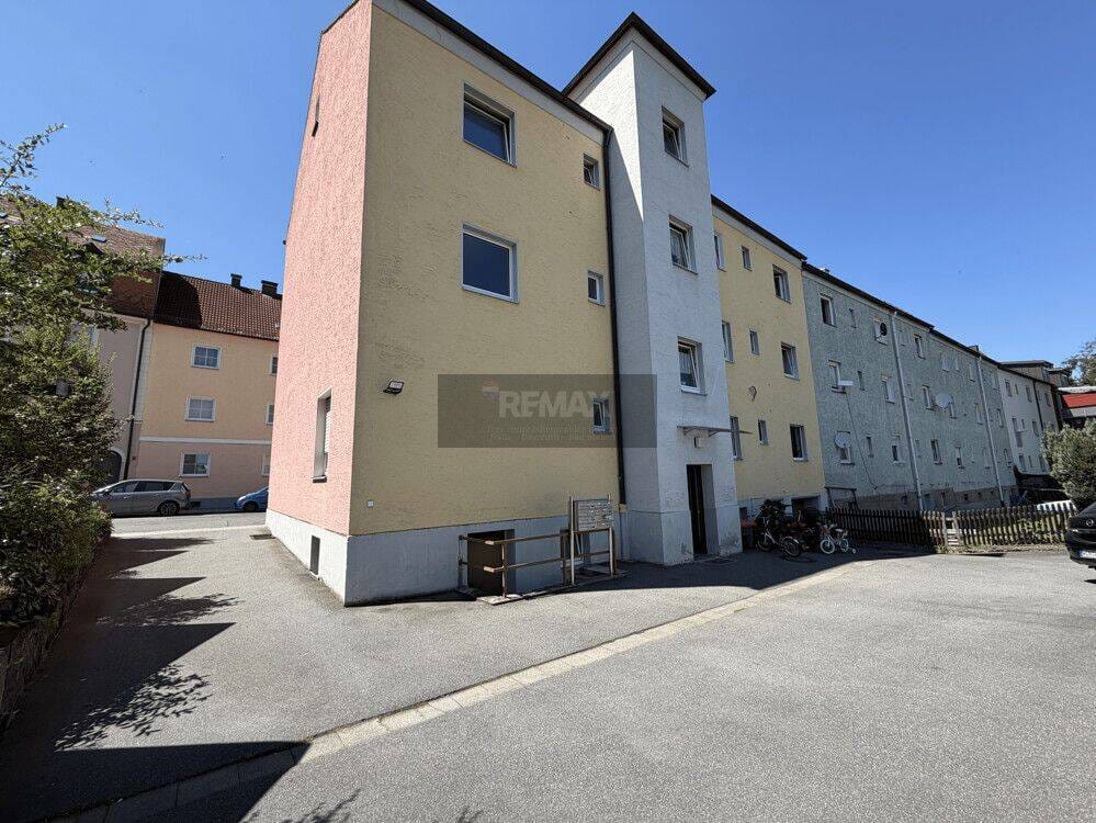 Immobilie in Weiden in der Oberpfalz - Mehrfamilienhaus in zentraler Lage von Weiden in der Oberpfalz - Bild 4