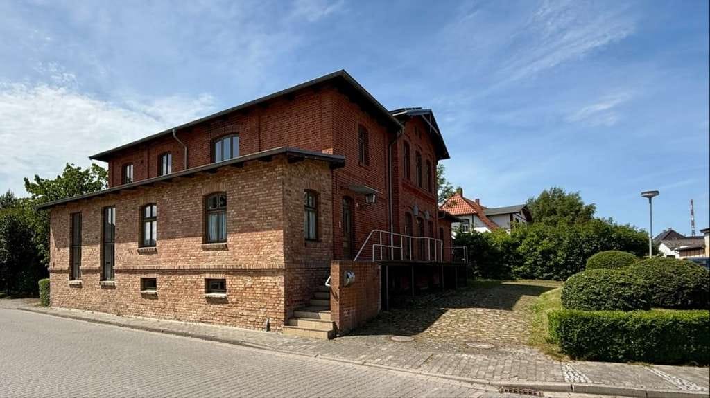 Immobilie in Trent - UNIKAT! 3 WE & großer Gewerbeteil  - Bild 3