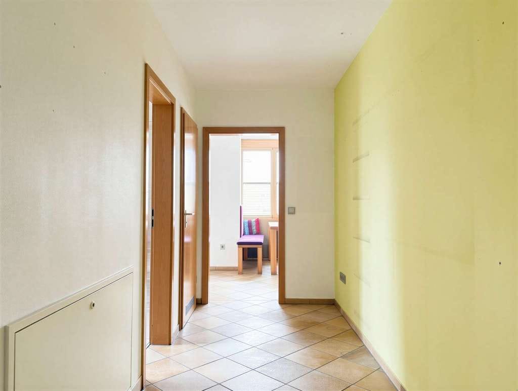 Immobilie in Dasing - Einziehen, ankommen, wohlfühlen – EG-Wohnung mit Garten. - Bild 2