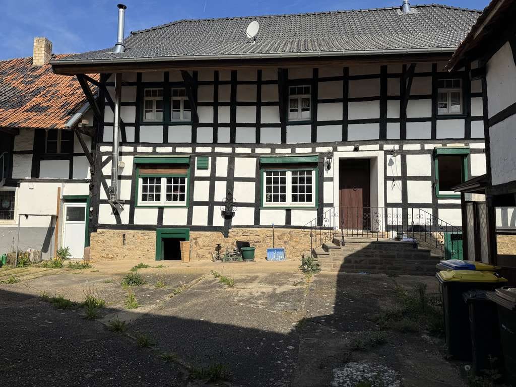 Immobilie in Bad Münstereifel - Historisches Bauernhaus (Baujahr 1744) mit großem Grundstück mit zusätzlichen Bauland.  - Bild 4
