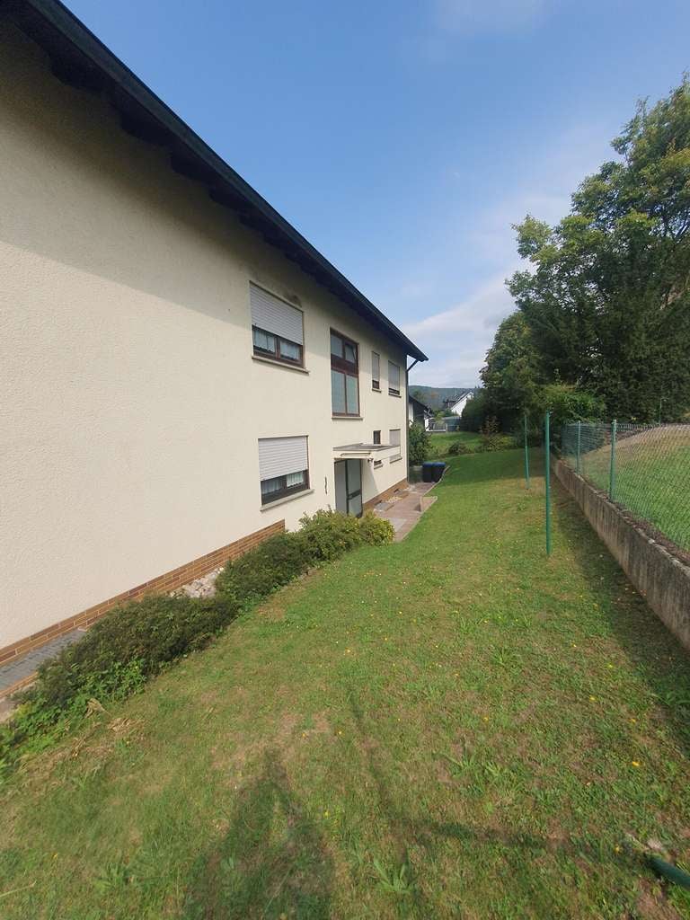 Immobilie in Bürgstadt - Kapitalanlage in Bürgstadt Schöne vermietete Dachgeschosswohnung mit Balkon - Bild 1