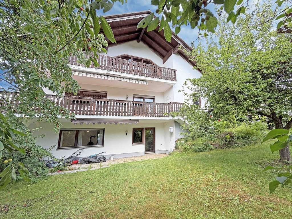 Immobilie in Lahntal - Nobles Einfamilienhaus mit Einliegerwohnung in Traumlage! - Bild 2