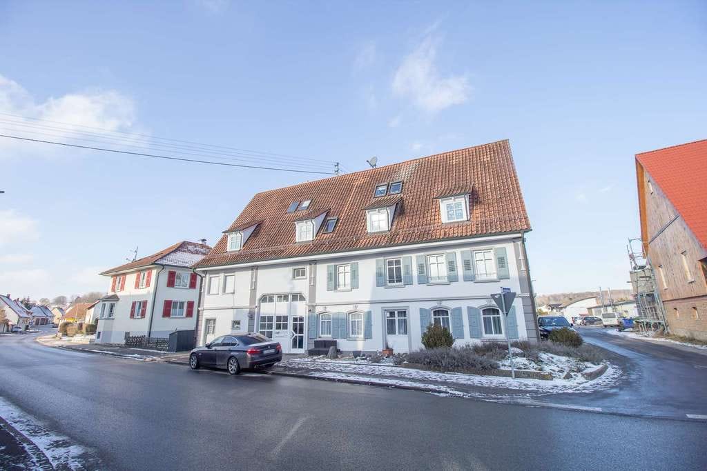 Immobilie in Mengen - Schöne Maisonette-Wohnung mit Garage - Bild 0