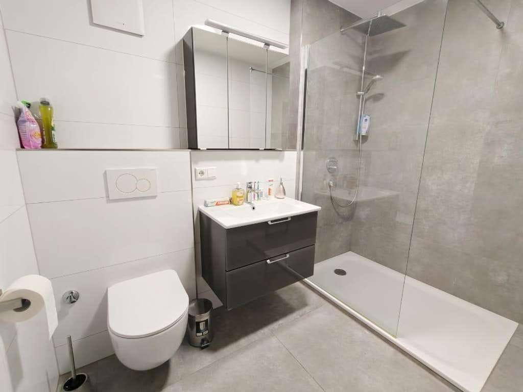 Immobilie in Urbach - Großzügig wohnen, sicher investieren: 4-Zimmer-Juwel mit Balkon - Bild 4