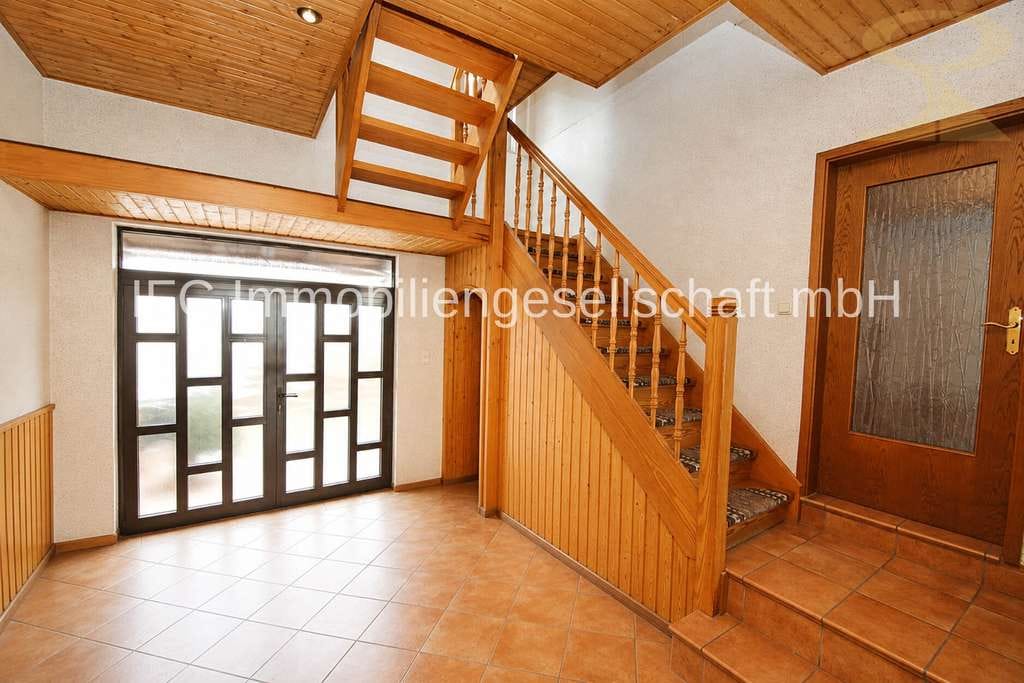 Immobilie in Coswig (Anhalt) - einzugsbereites Reihenmittelhaus mit Nebengelass, Partyraum und überdachter Terrasse in Coswig (Anha - Bild 3