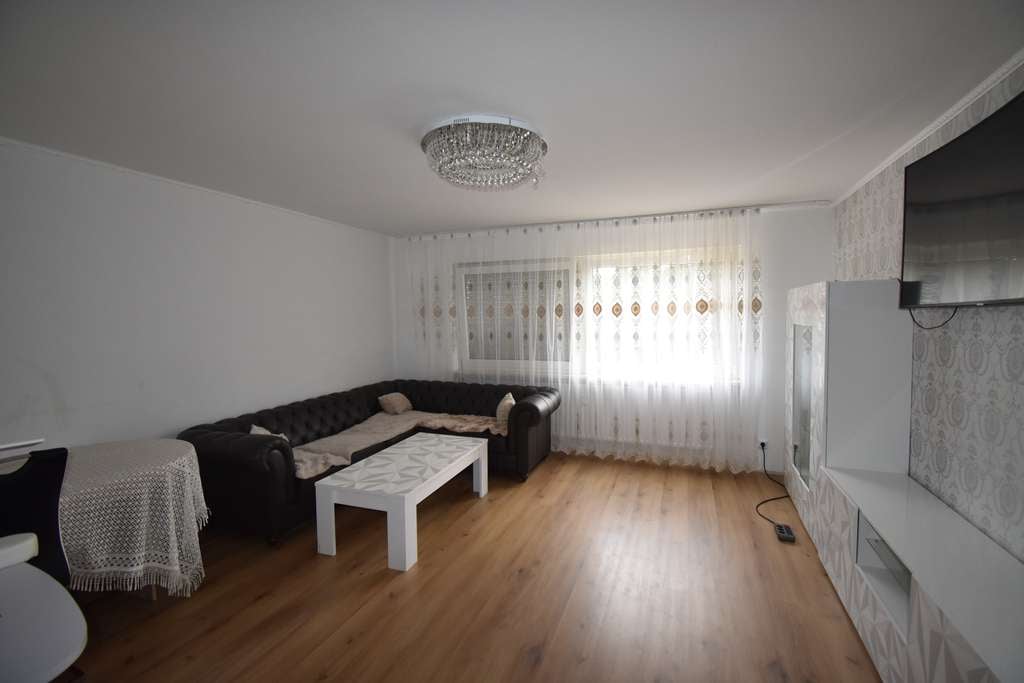 Immobilie in Gernsbach - ** Provisionsfrei für den Käufer ** Großzügige Wohnung / aktuell vermietet - Bild 0