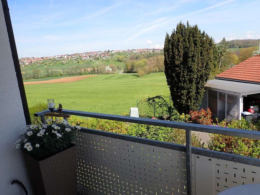 Immobilie in Altenriet - SCHÖNES UND SEHR GEPFLEGTES EINFAMILIENHAUS - MIT EINLIEGERWOHNUNG UND DREI GARAGEN - Bild 4