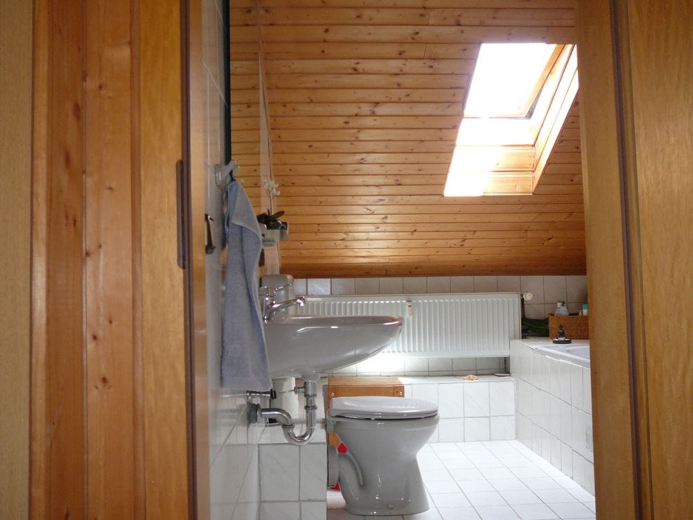 Immobilie in Mauth - Großzügige Dachatelier Wohnung in 1000m Höhe. Ideal auch als Ferienwohnung für Naturliebhaber. - Bild 2