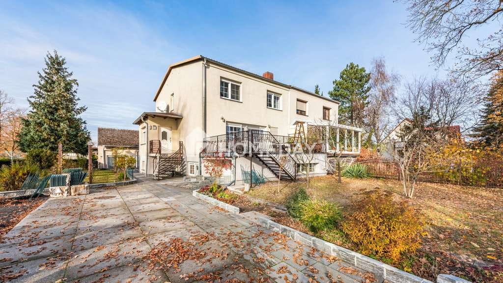 Immobilie in Paulinenaue - Kernsanierte Doppelhaushälfte mit 4 Zimmern, Keller, Tiefgarage, Nebengelass und Garten - Bild 0