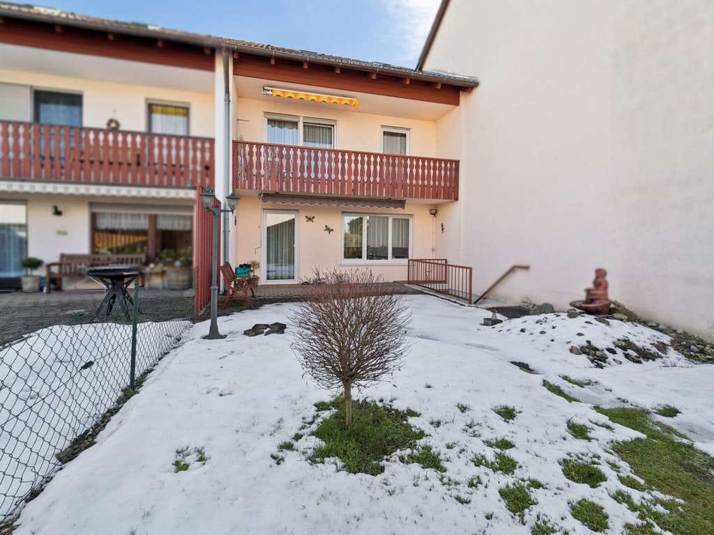 Immobilie in Erharting - Gepflegtes Reihenmittelhaus in Töging - kurzfristig verfügbar - Bild 2