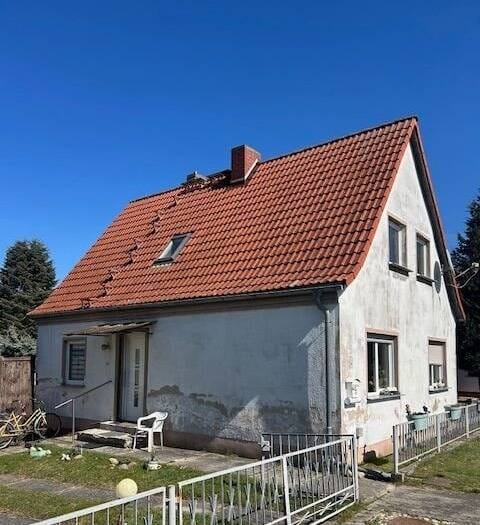 Immobilie in Möckern - Einfamilienhaus in Loburg  mit Nebengelass in begehrter Wohnlage - Bild 1