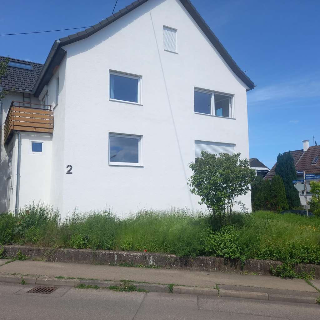 Immobilie in Kusterdingen - Kusterdingen, Moderne 2-Zimmer-Wohnung mit Einbauküche, Tageslichtbad und Terrasse, provisionsfrei - Bild 2