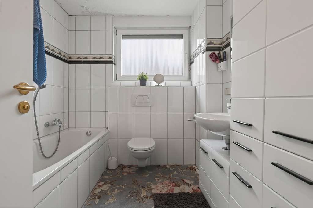 Immobilie in Karlsbad - Vermietete Eigentumswohnung in naturnaher Lage von Karlsbad-Langensteinbach - Bild 2