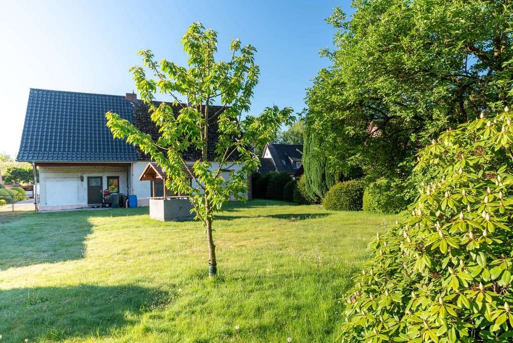 Immobilie in Lauenbrück - Teilsaniertes Haus mit großem Garten - Bild 3