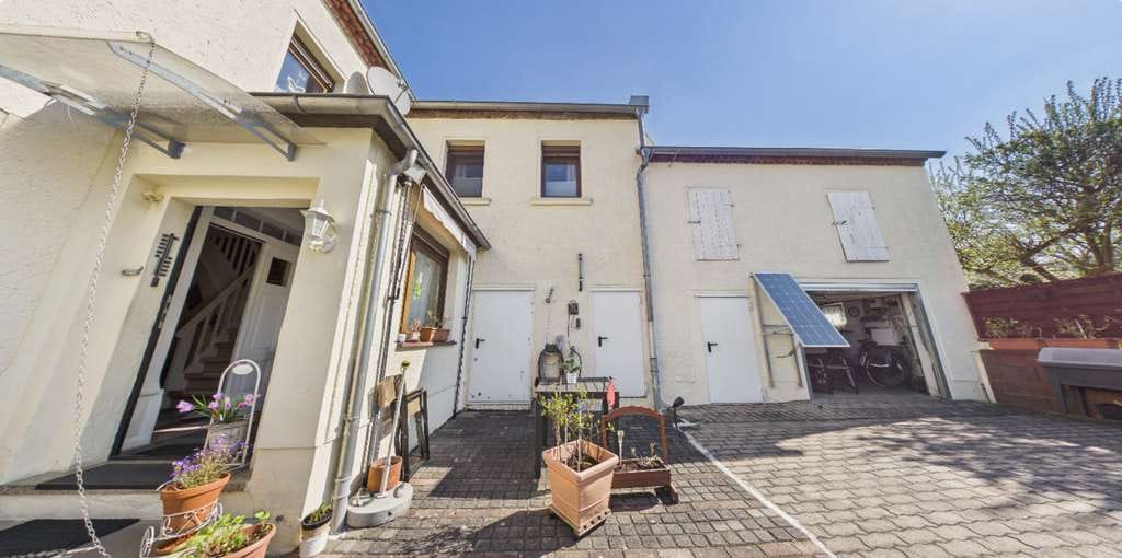 Immobilie in Borna - Charaktervolles Haus von 1920 mit Ausbaureserve | Zwei Wohnebenen | Borna-Zedtlitz - Bild 2