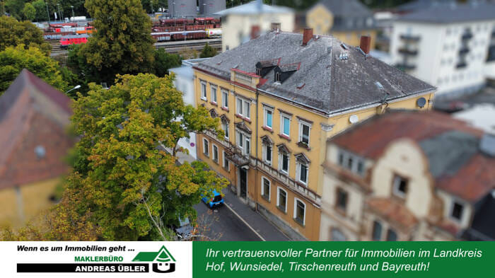 Immobilie in Marktredwitz - Ehemaliges Hotel als charmantes Mehrfamilienhaus -  Rendite ca. 7,9 % - Bild 0