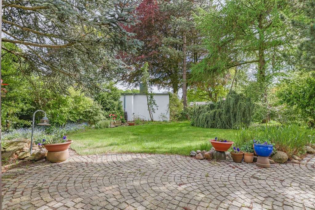 Immobilie in Geestland - Mit Blick auf das zauberhafte Grundstück ... - Bild 1