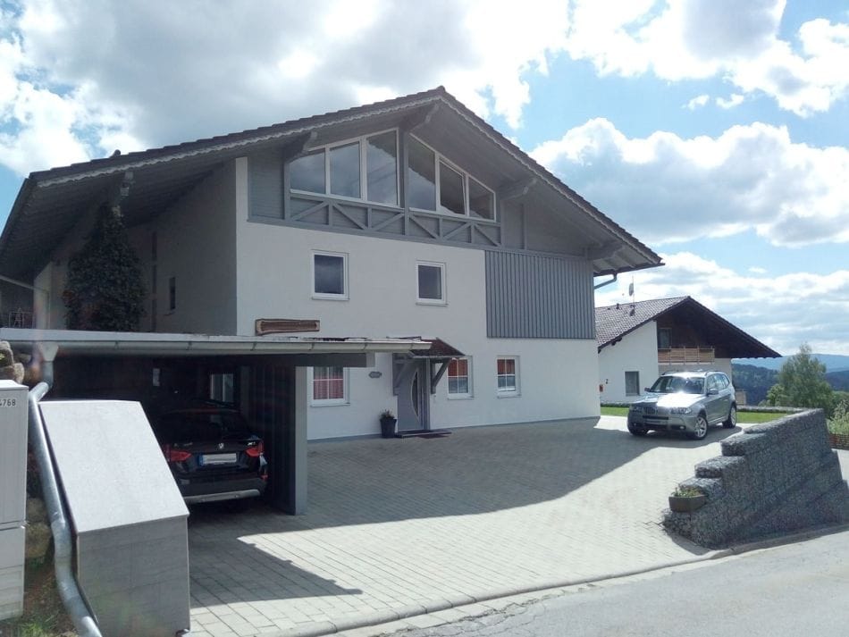 Immobilie in Bodenmais - Top gepflegtes Wohnhaus mit Ferienwohnungen in Aussichtslage in Bodenmais - Bild 3