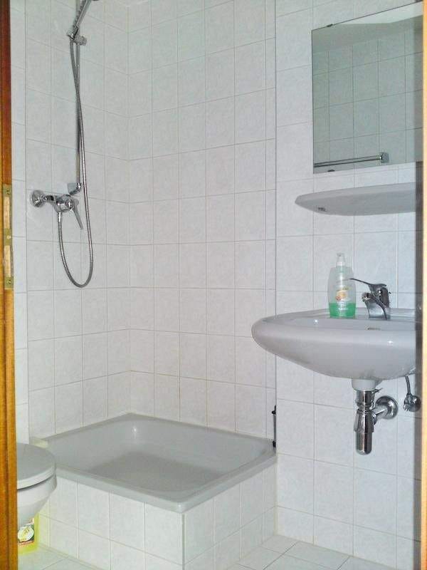 Immobilie in Glauchau - Über den Dächern - vermietete, charmante 1-Raum-Dachgeschosswohnung mit Balkon & Fernblick! - Bild 4