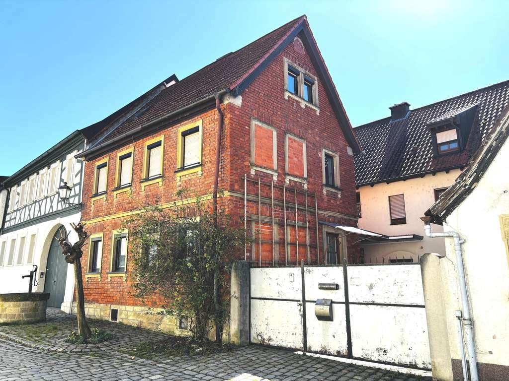 Immobilie in Haßfurt - Ruhig gelegenes, familienfreundliches Stadthaus mit Mainblick in ruhiger & begehrter Altstadtlage, W - Bild 3