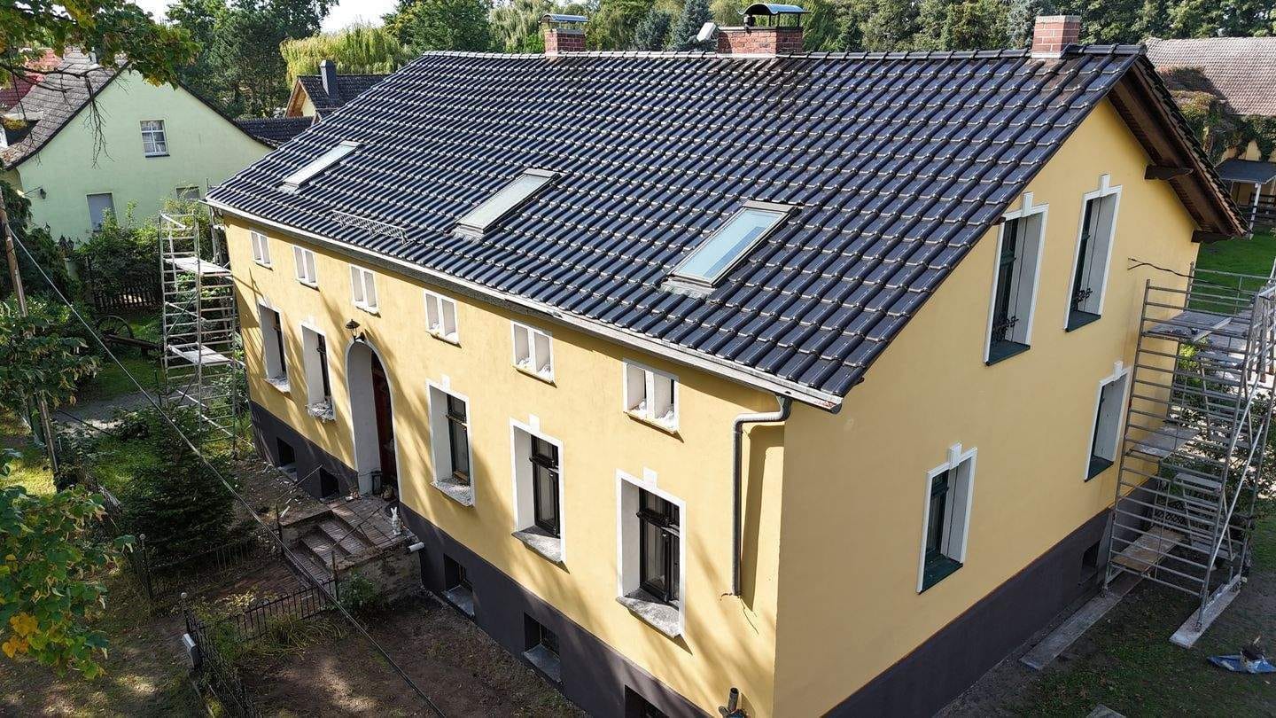 Immobilie in Nuthetal - Einmalige Gelegenheit-Vierseithof am Gröbener See + Stallung m. Baugenehmigung für 2 Wohneinheiten + Option auf ca. 2 ha Weidefläche! - Bild 1