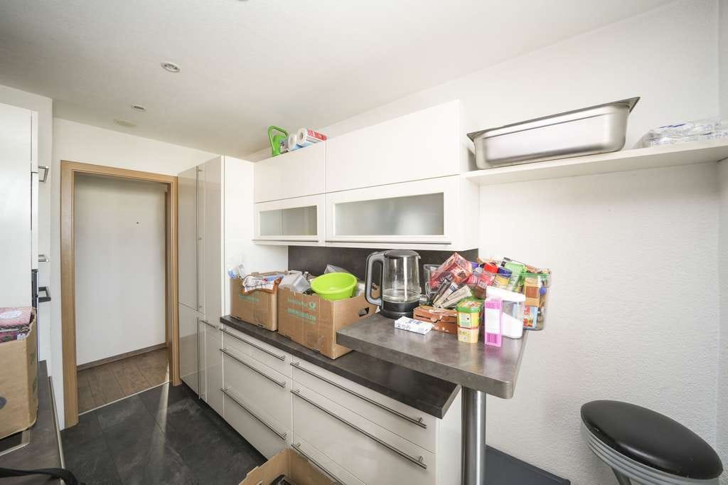 Immobilie in Jahnsdorf/Erzgebirge - +++ Vermietete 3-Raum-Wohnung mit Einbauküche, Garage, Außenstellplatz und Garten +++ - Bild 4