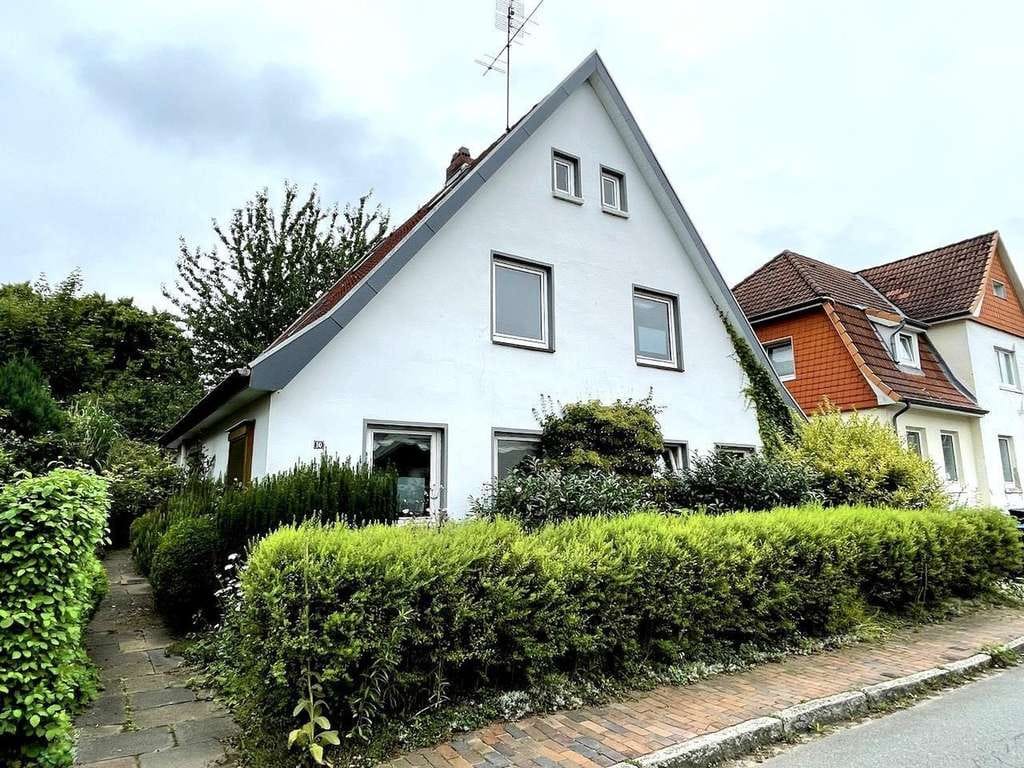 Immobilie in Engelbrechtsche Wildnis - Familienfreundliches Einfamilienhaus in Glückstadt - Bild 0