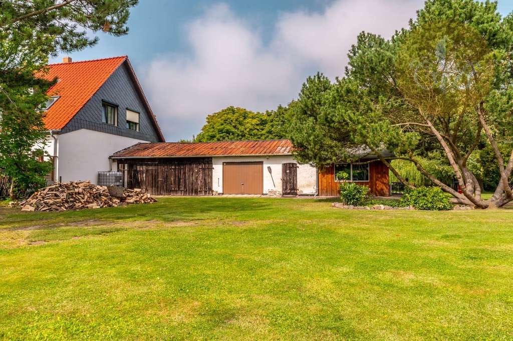 Immobilie in Wiek - Einfamilienhaus mit Einliegerwohnung, Genehmigung für Anbau und 2 zusätzliche Baugrundstücke! - Bild 3