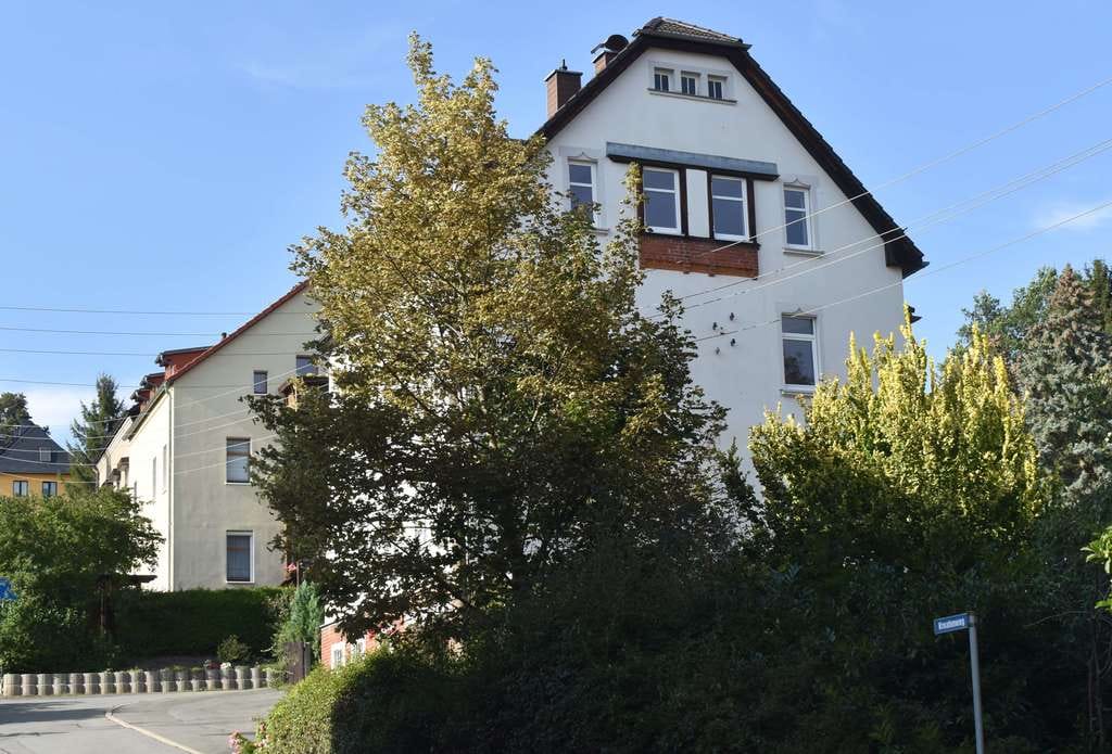 Immobilie in Hohenstein-Ernstthal - Großes Mehrgenerationenhaus oder Kapitalanlage! - Bild 2