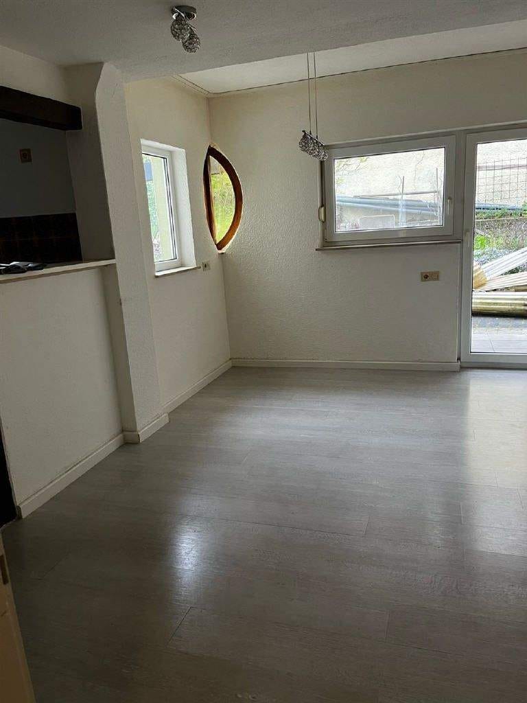 Immobilie in Gailingen am Hochrhein - Leerstehendes solides Wohnhaus zu verkaufen! - Bild 3