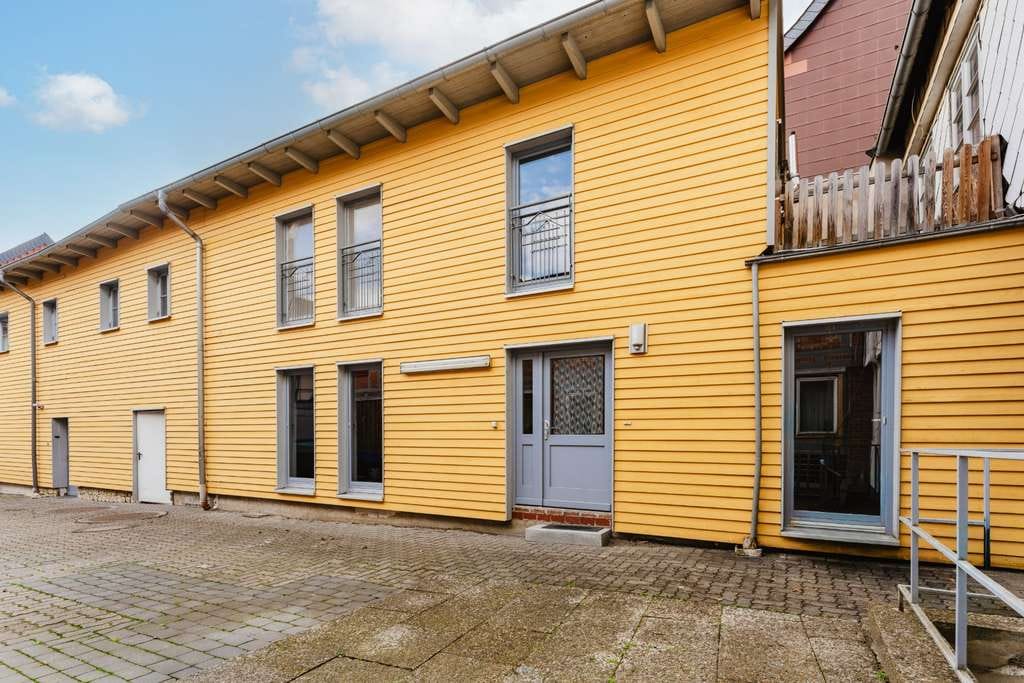 Immobilie in Wolfenbüttel - Starkes Ensemble: Historischer Charme trifft auf moderne Substanz inkl. Rendite-Reserve - Bild 2