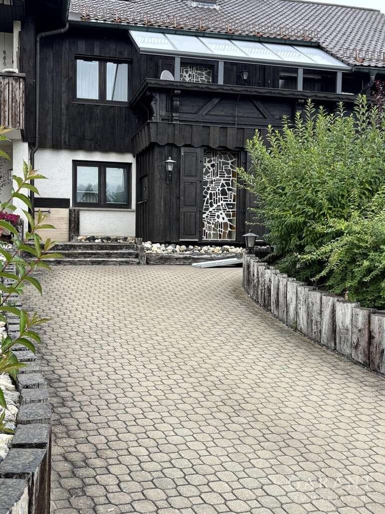 Immobilie in Michelau in Oberfranken - Charmante Maisonette-Wohnung, bietet ein gemütliches Zuhause - Bild 0