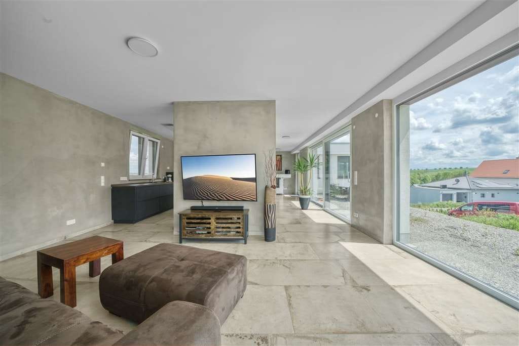 Immobilie in Obernbreit - Exklusives Architektenhaus mit Einliegerwohnung – KfW 40 - Bild 3