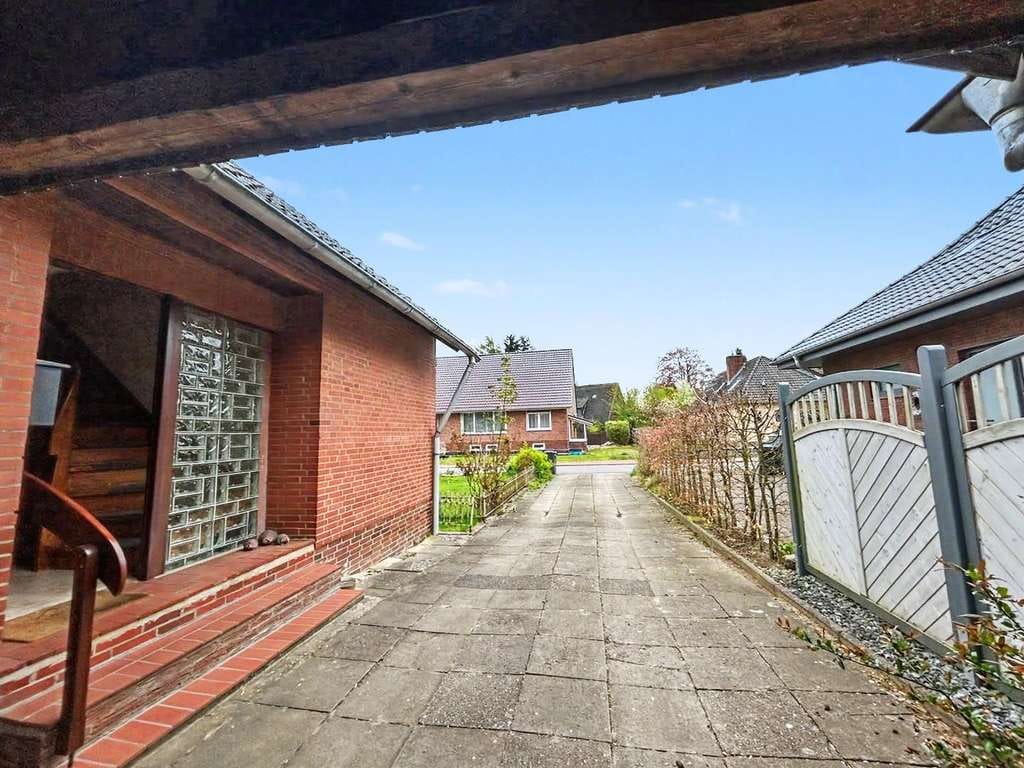 Immobilie in Nortorf - Einfamilienhaus in Wilster – Ihr Platz für Familie, Ruhe und Garten - Bild 1