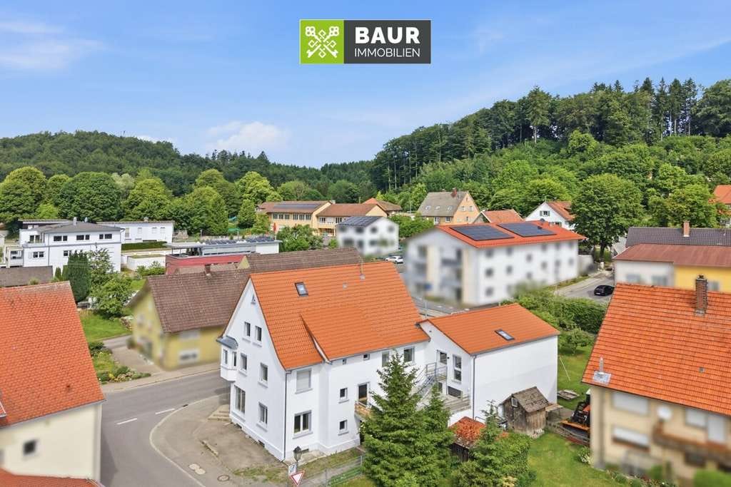 Immobilie in Waldburg - 360° I Rentables Investment – Wohn- und Geschäftshaus mit Entwicklungspotenzial in zentraler Lage vo - Bild 0