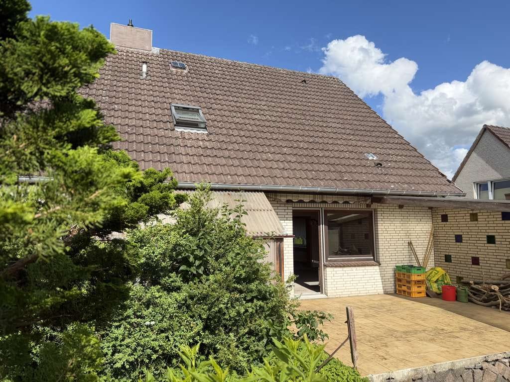 Immobilie in Owschlag - Bestens familiengerechtes Ein-, bzw. Zweifamilienhaus mit Doppelgarage und tollem Garten! - Bild 2