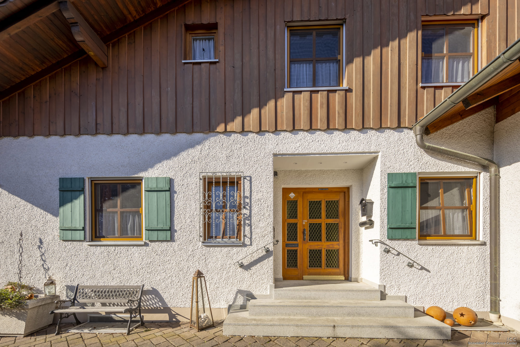 Immobilie in Kößlarn - *** VERKAUFT ***
Neuwertiges Landhaus mit neuer PV-Anlage in ruhiger Lage in Kößlarn, sofort bezugsfertig - Bild 4