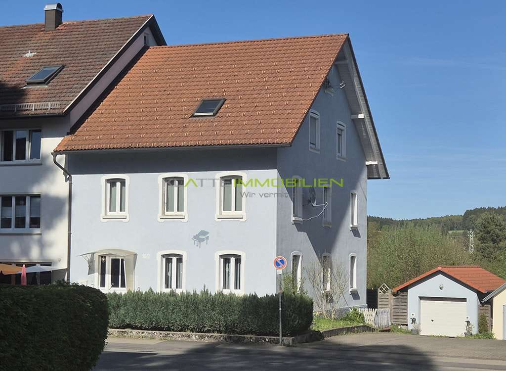 Immobilie in Wangen im Allgäu - Wohnen mit Charakter: Charmantes Zweifamilienhaus mit Gartenidylle in Wangen im Allgäu - Bild 4