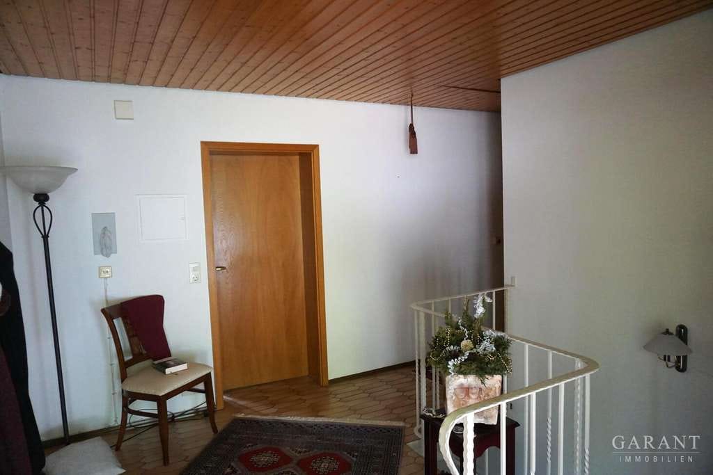 Immobilie in Schiltach - Wohnhaus mit herrlicher Aussicht in Schiltach-Vorderlehengericht - Bild 3