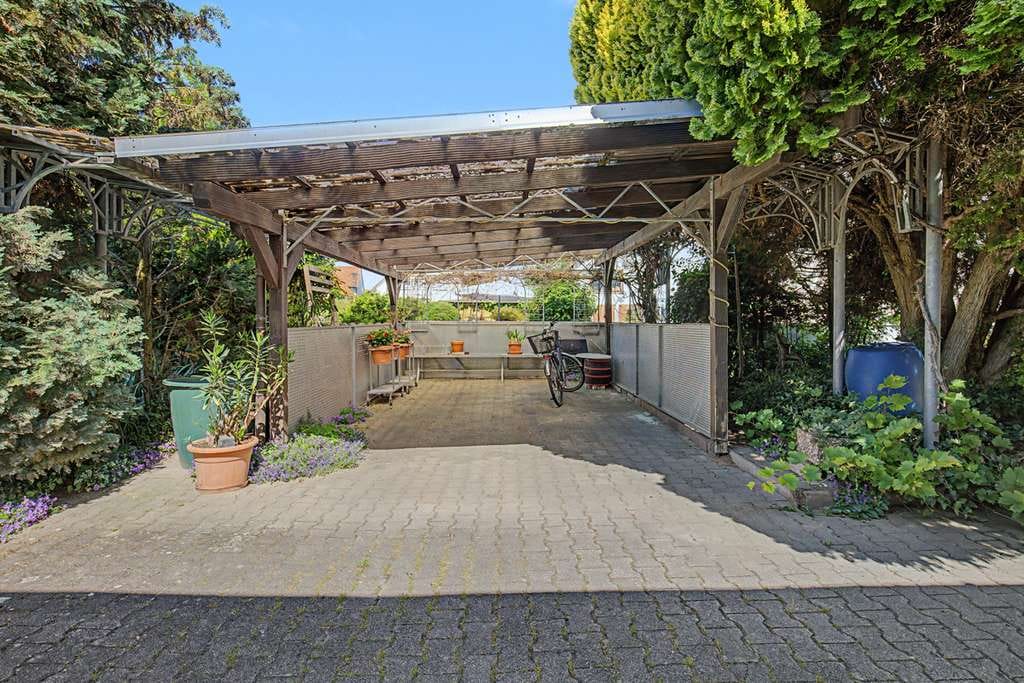 Immobilie in Dettenheim - Interessante Gelegenheit! Ansprechendes Einfamilienhaus mit Potential - Bild 2