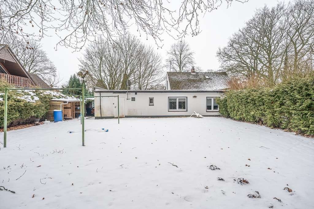 Immobilie in Schortens - Attraktives Entwicklungspotenzial auf 1.764 m² Grundstück - Bild 2