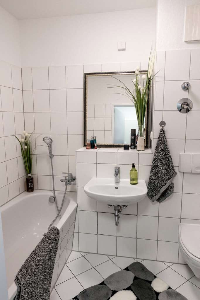 Immobilie in Potsdam - Singleapartment mit Südbalkon & Pkw-Stellplatz # Babelsberg-Süd - Bild 4