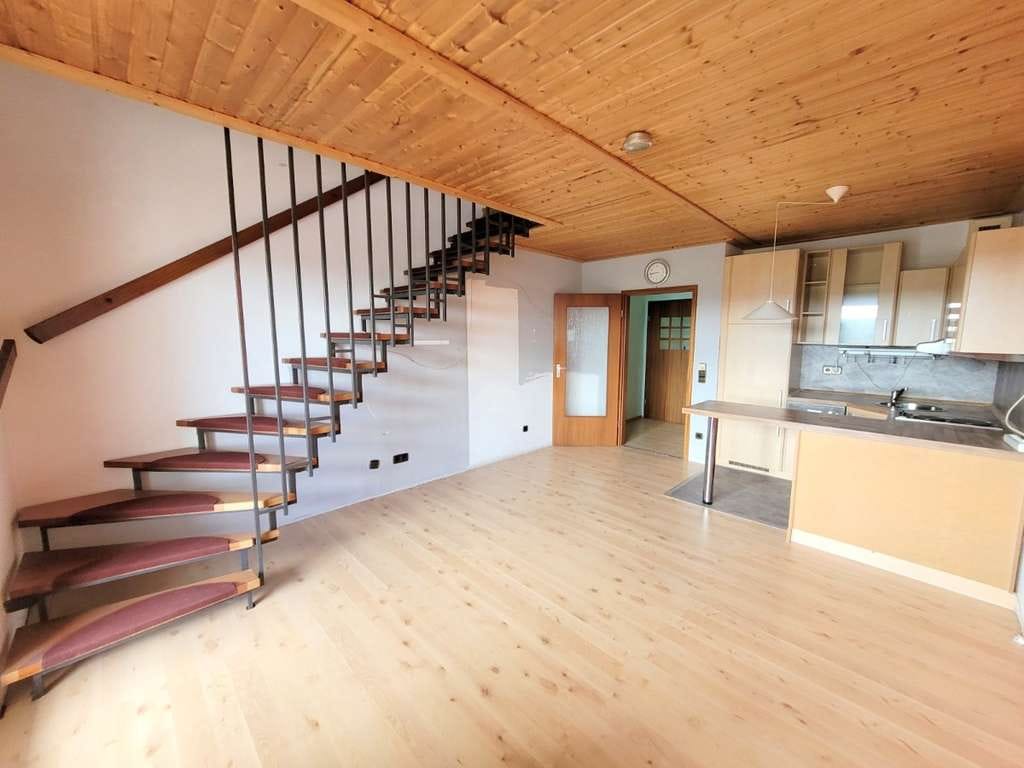 Immobilie in Schonach im Schwarzwald - **Einzigartig** - 3-Zimmer Maisonettwohnung - 2 Balkone + 1 Freisitz - Luftkurort Schonach - Bild 1