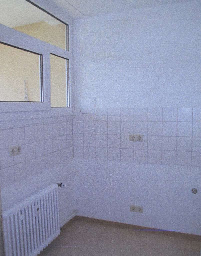 Immobilie in Bad Homburg vor der Höhe - Geschmackvolle, gepflegte 1-Zimmer-Wohnung mit Balkon in Bad Homburg - Bild 2