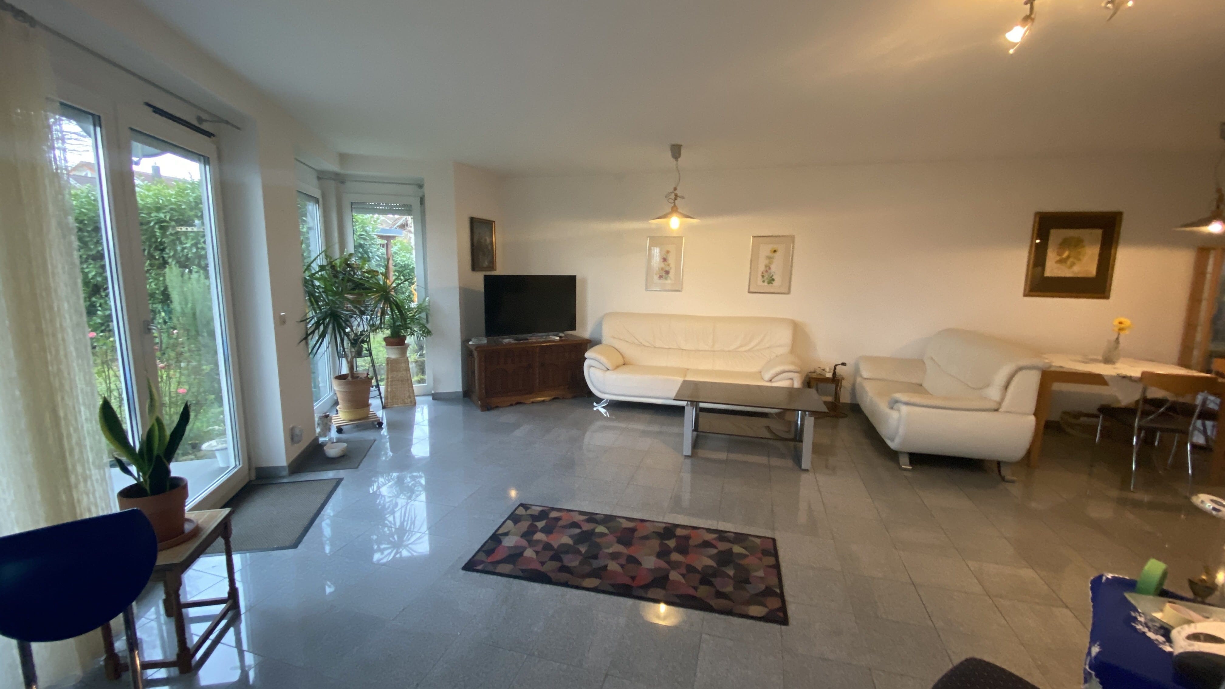 Immobilie in Leingarten - Eigentumswohnung mit Einliegerwohnung und Gartenanteil - Bild 0
